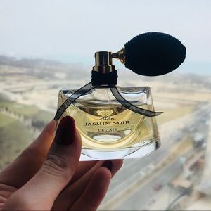 Bvlgari Jasmin Noir perfume